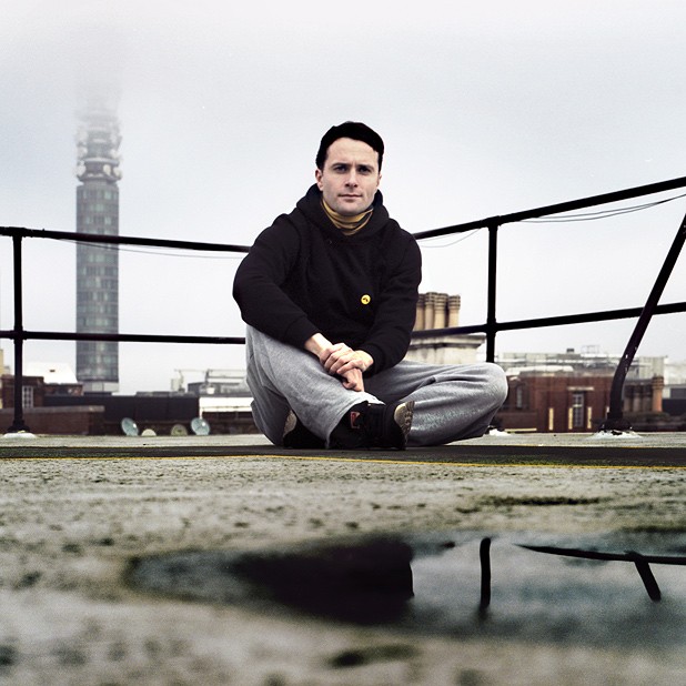 Edward Hogg Fotoğrafı