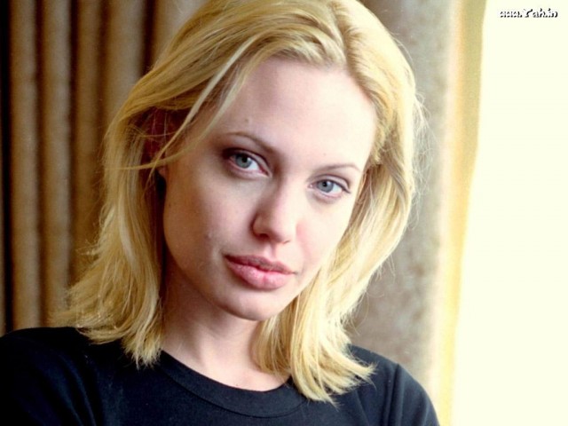 Angelina Jolie Fotoğrafları 736