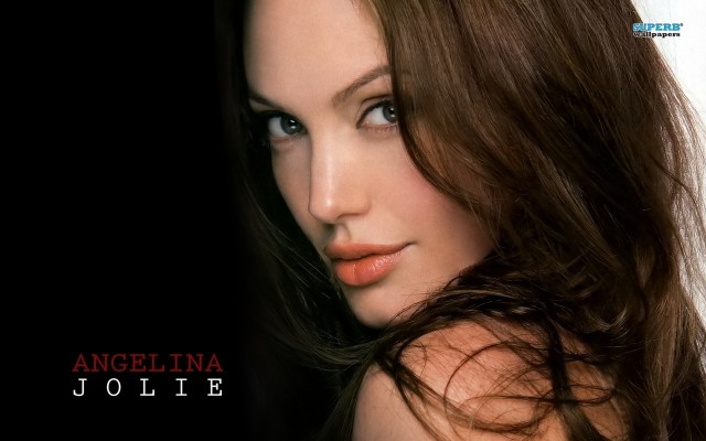 Angelina Jolie Fotoğrafları 1118