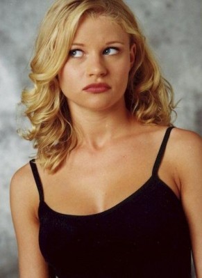 Emilie de Ravin Fotoğrafı