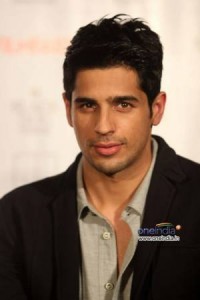 Sidharth Malhotra Fotoğrafı