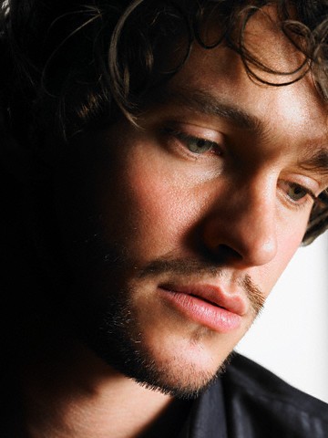 Hugh Dancy Fotoğrafları 22