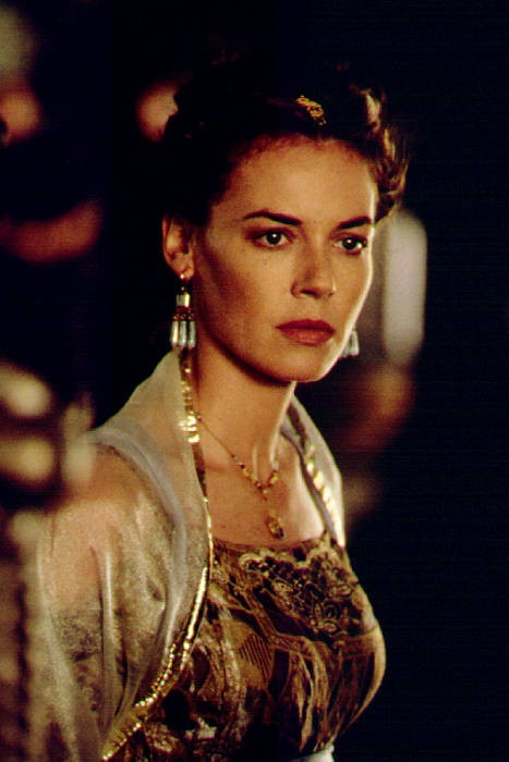 Connie Nielsen Fotoğrafları 9