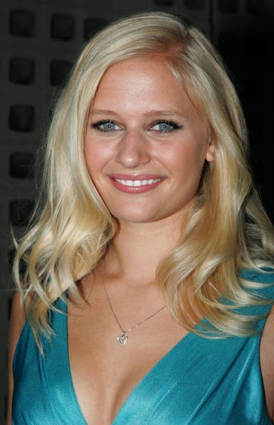 Carly Schroeder Fotoğrafları 26