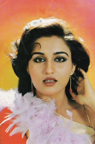 Reena Roy Fotoğrafları 17