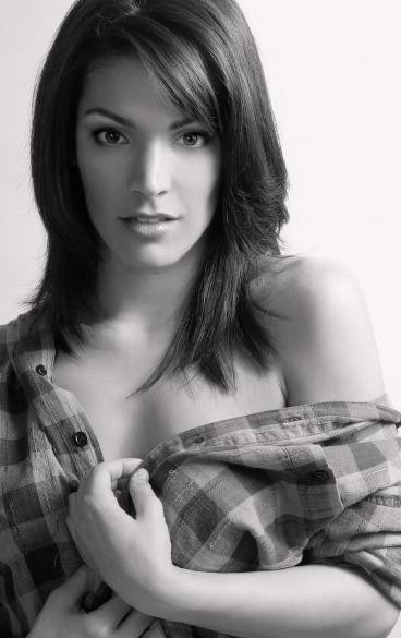 Paula Giroday Fotoğrafı