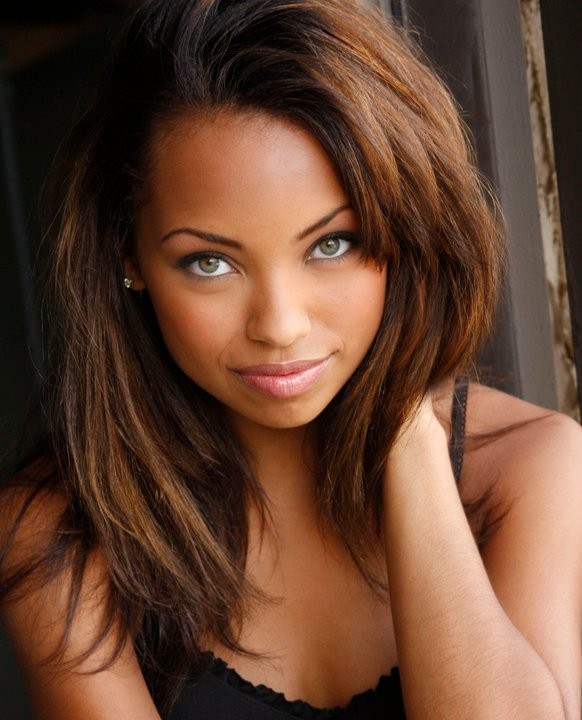 Logan Browning Fotoğrafları 12