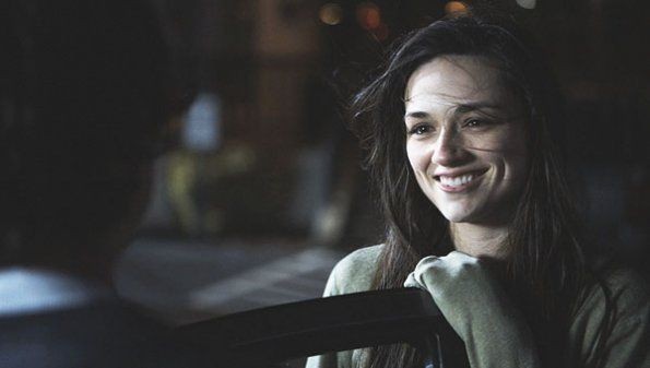 Crystal Reed Fotoğrafı