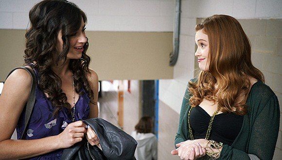 Crystal Reed Fotoğrafı
