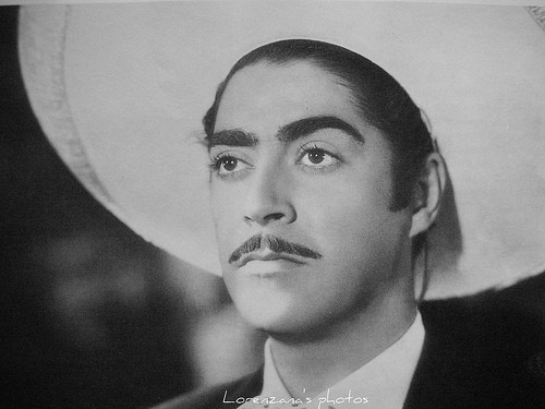 Luis Aguilar Fotoğrafı
