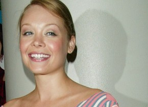 Alexandra Holden Fotoğrafı
