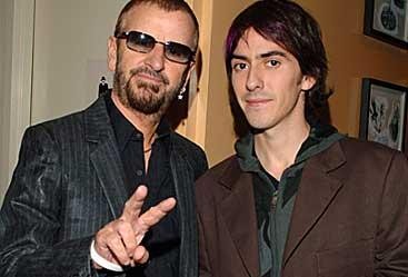 Dhani Harrison Fotoğrafları 19