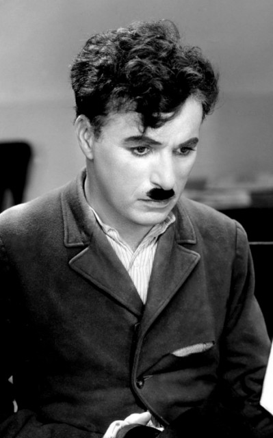 Charlie Chaplin Fotoğrafları 358