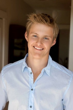 Alexander Ludwig Fotoğrafları 29