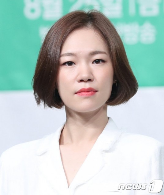 Han Ye-ri Fotoğrafı