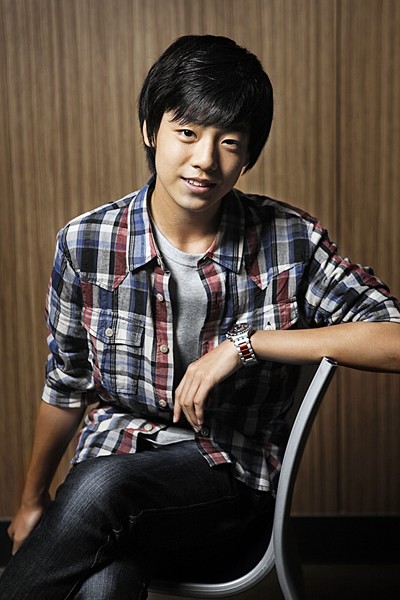 Lee Hyun-woo Fotoğrafı