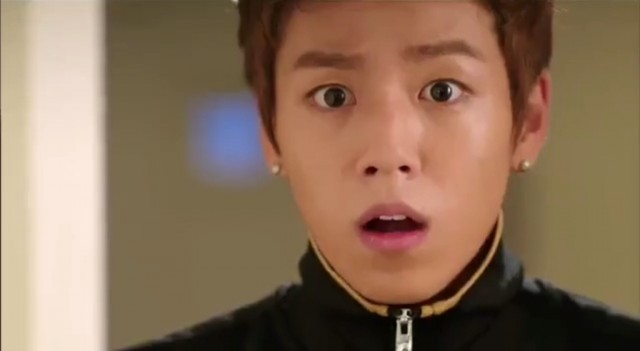 Lee Hyun-woo Fotoğrafları 23