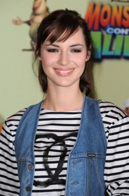 Louise Bourgoin Fotoğrafı