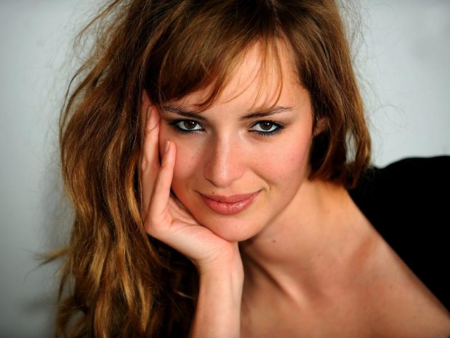 Louise Bourgoin Fotoğrafı