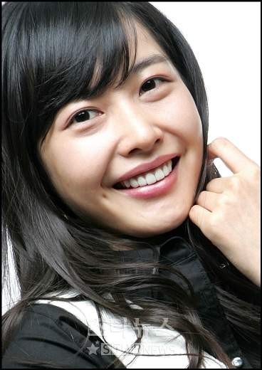 Wang Ji-hye Fotoğrafı