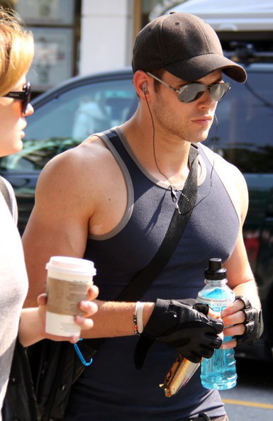 Kellan Lutz Fotoğrafları 192