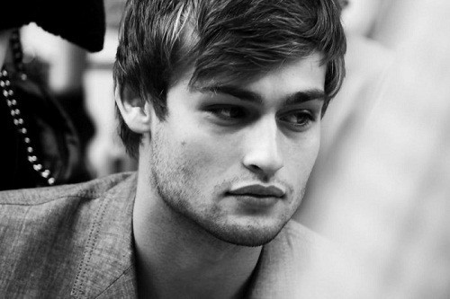 Douglas Booth Fotoğrafları 13