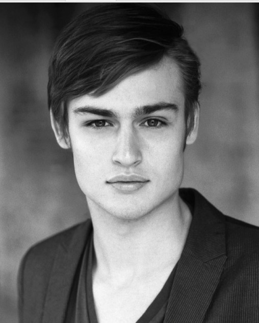 Douglas Booth Fotoğrafları 63