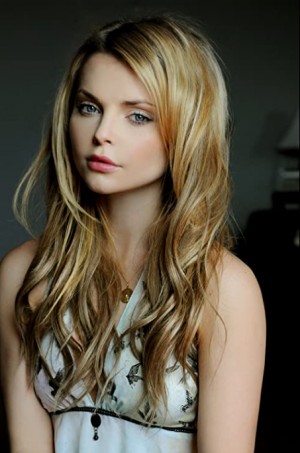 Izabella Miko Fotoğrafları 23