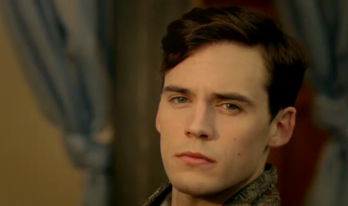 Sam Claflin Fotoğrafı