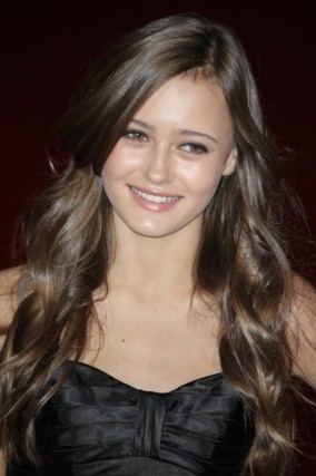 Ella Purnell Fotoğrafı