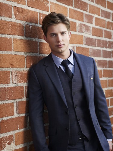 Drew Van Acker Fotoğrafı