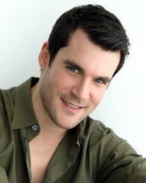 Sean Maher Fotoğrafları 9