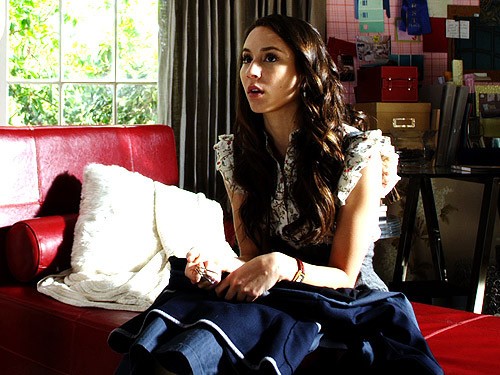 Troian Bellisario Fotoğrafı