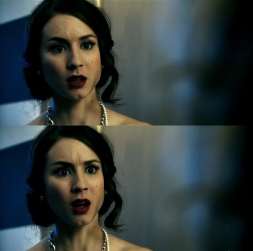 Troian Bellisario Fotoğrafı