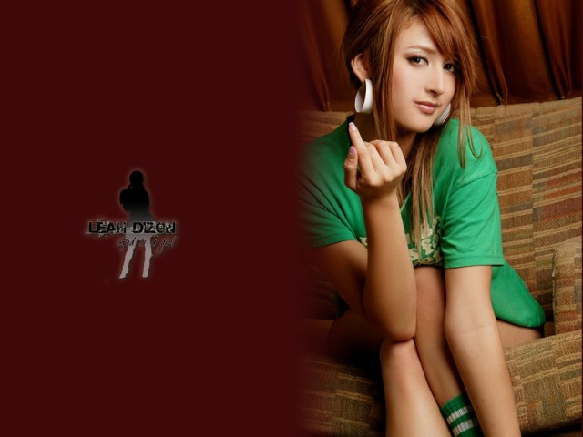 Leah Dizon Fotoğrafı