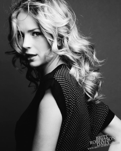 Britt Robertson Fotoğrafı