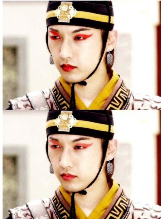 Lee Seung-hyo Fotoğrafı