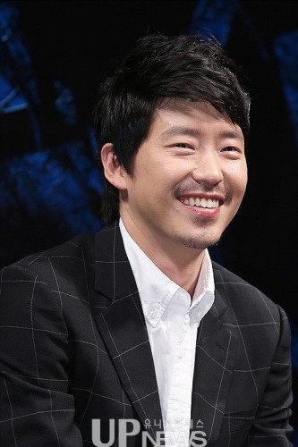 Eom Gi-joon Fotoğrafı