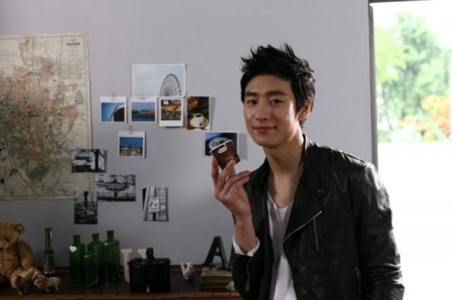 Lee Je-hoon Fotoğrafları 78