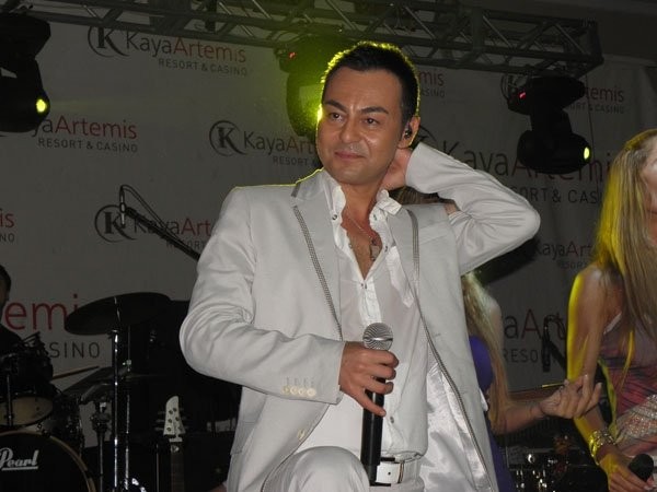 Serdar Ortaç Fotoğrafı