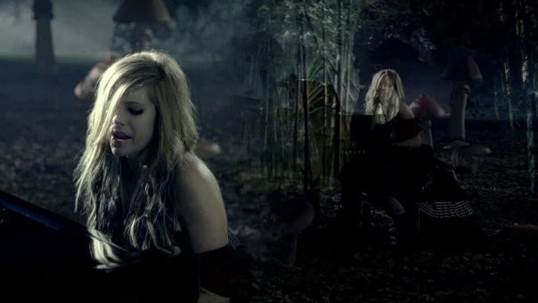 Avril Lavigne Fotoğrafları 647