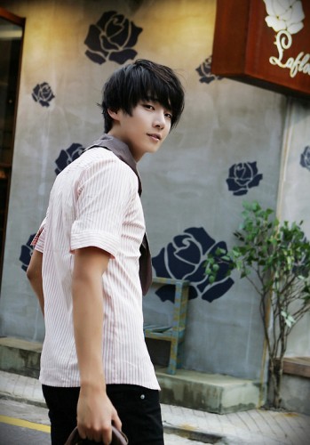 Yoon Si Yoon Fotoğrafları 116