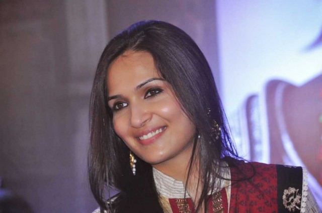 Soundarya Rajinikanth Fotoğrafları 1