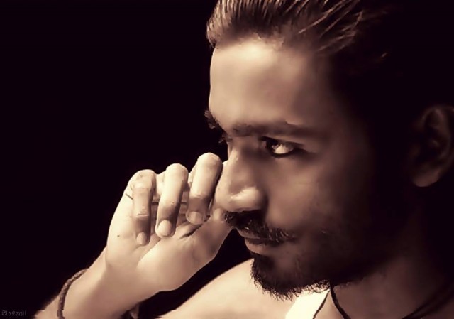 Dhanush Fotoğrafı
