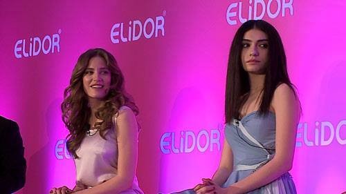 Hazar Ergüçlü Fotoğrafı