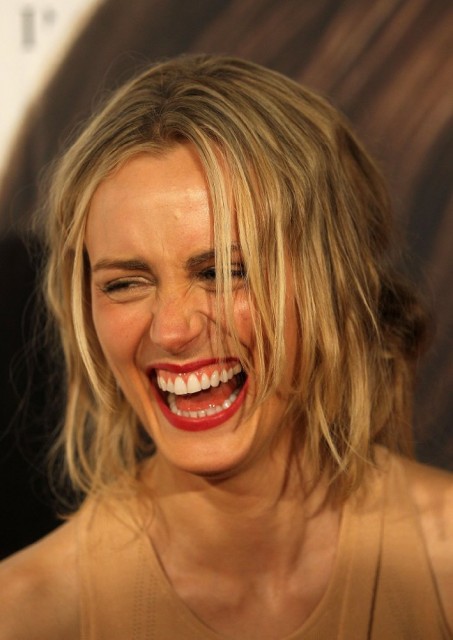 Taylor Schilling Fotoğrafı