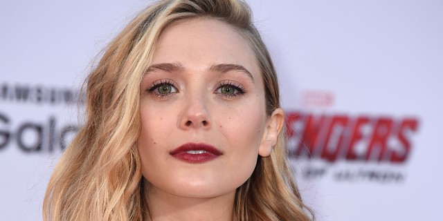 Elizabeth Olsen Fotoğrafları 141