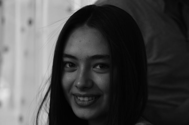 Neslihan Atagül Fotoğrafı