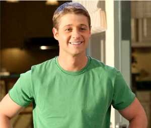 Ben McKenzie Fotoğrafları 30