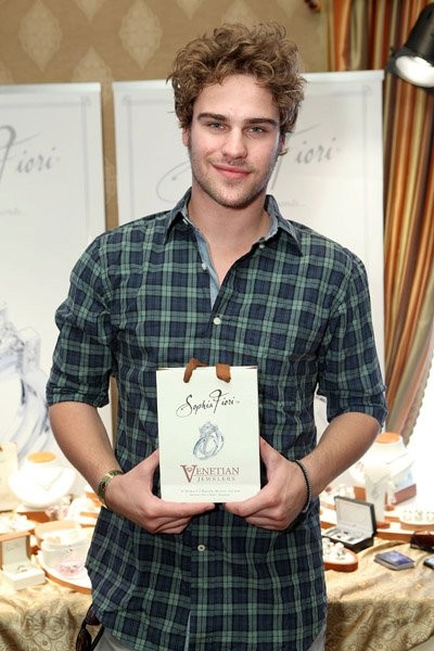 Grey Damon Fotoğrafları 30